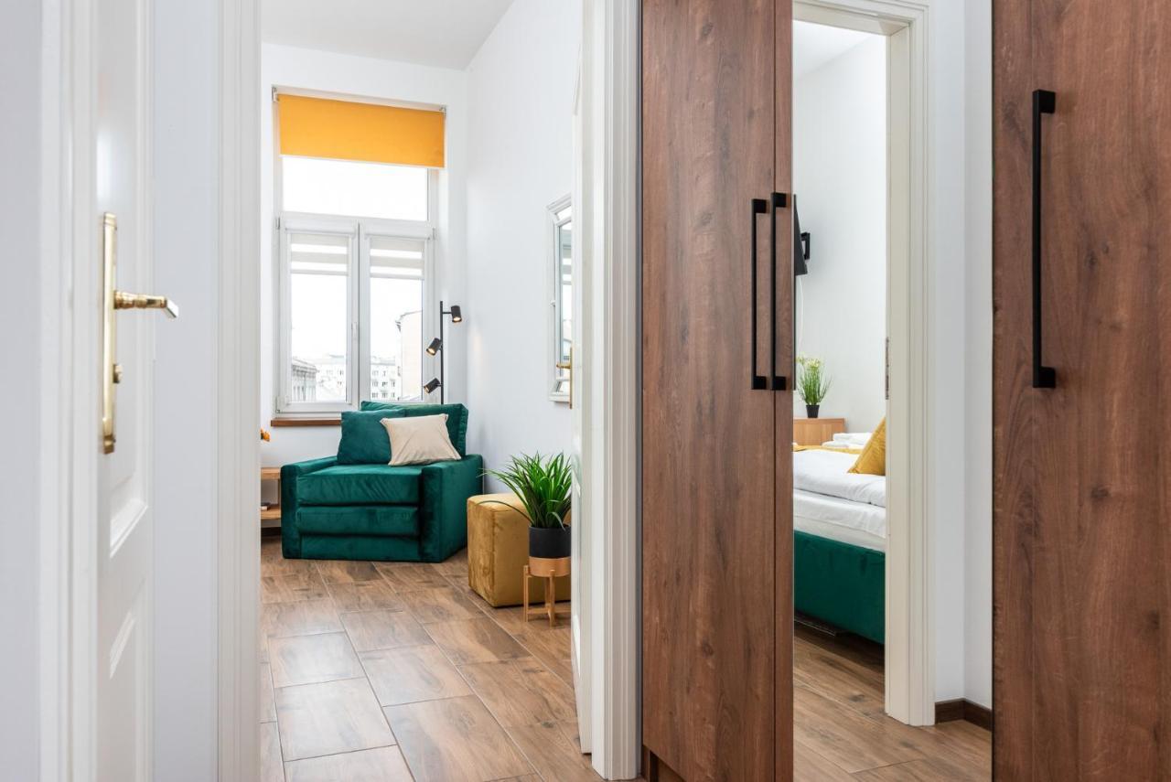 Premium Splendid Old Town Suites - By Upstairs Krakow Ngoại thất bức ảnh