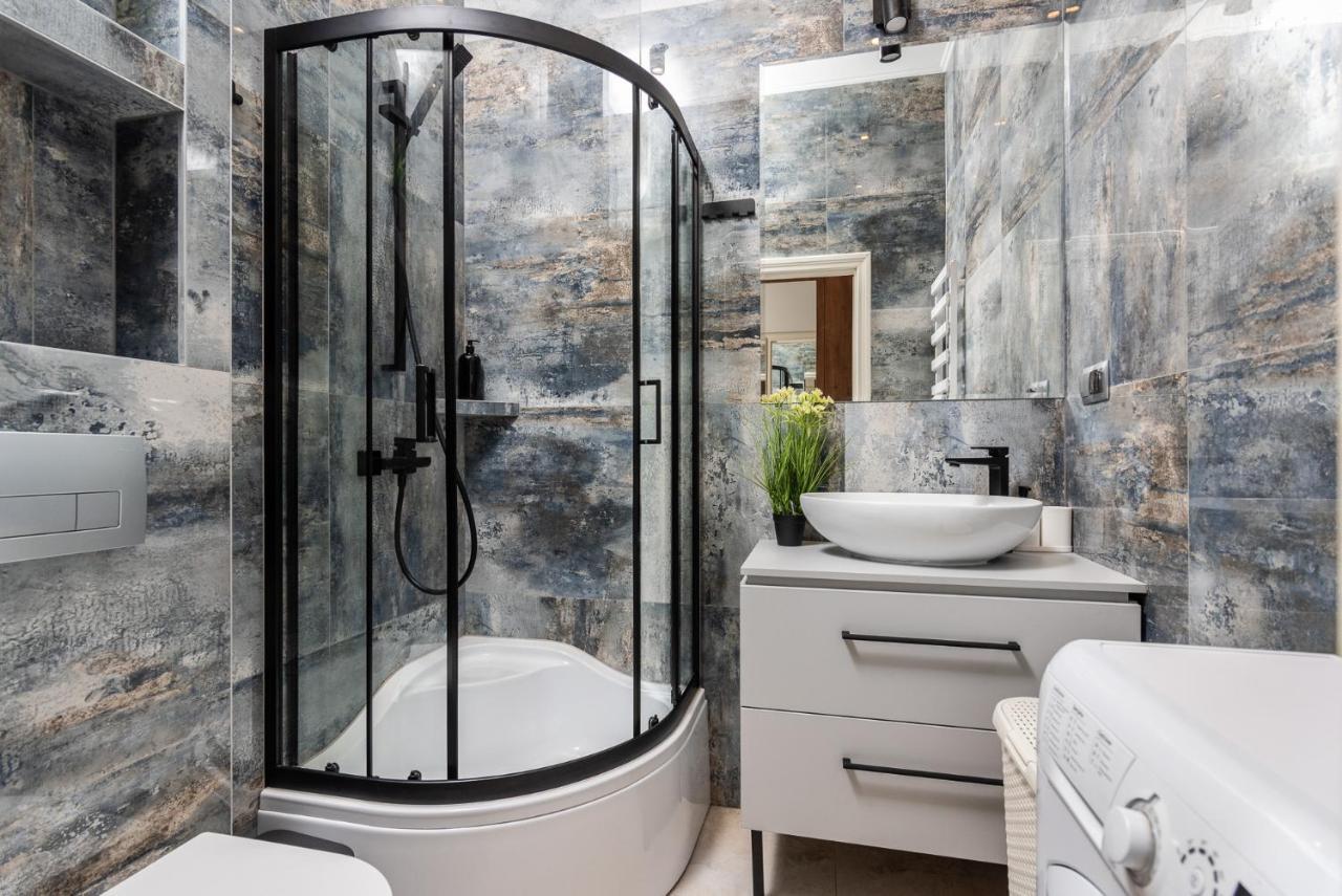 Premium Splendid Old Town Suites - By Upstairs Krakow Ngoại thất bức ảnh